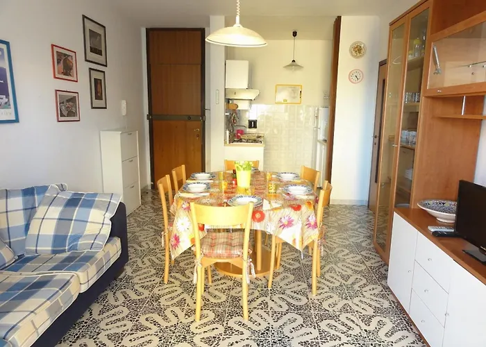 Great Flat In A Quiet Area Apartment