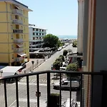 Daire Great Flat In A Quiet Area Bibione